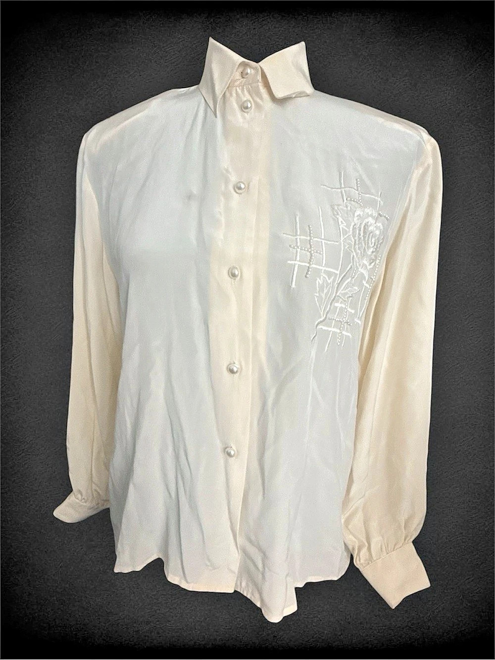 Vintage ISYYU Silk Embroidered Blouse